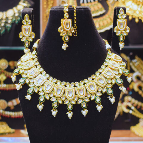 Emerald Teardrop Bridal Necklace Set – 24K Gold Plated