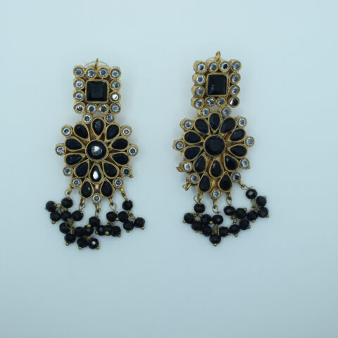 Black and White Zircon Kundan Earrings – 24K Gold Plated