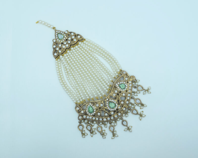 Pearl Zircon Pistachio Jhumar